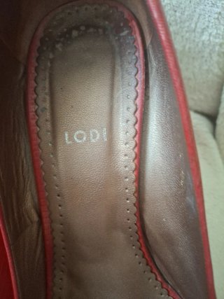 Zapatos LODI T.40 Rojos Hebilla Dorada