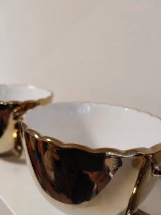 Set de 4 Tazas Doradas. 9€ cada taza
