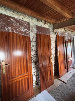 8 Puertas madera maciza 4 cristales