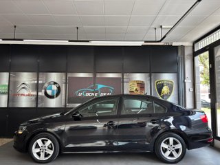 Volkswagen Jetta 1.6 TDI 105cv Advance Bluemotion Tech