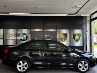 Volkswagen Jetta 1.6 TDI 105cv Advance Bluemotion Tech