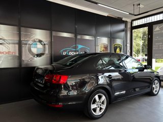 Volkswagen Jetta 1.6 TDI 105cv Advance Bluemotion Tech
