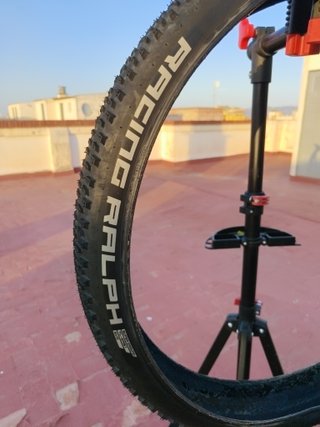 Cubierta Schwalbe Racing Ralph 2,35