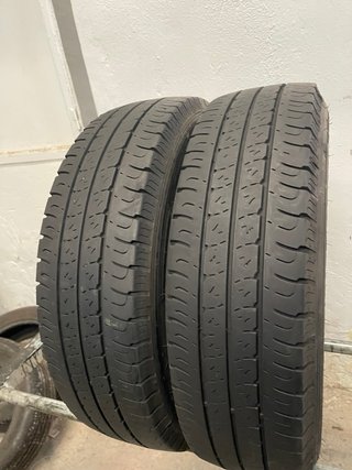2x 205/75 R16C 113/111R GoodYear Efficient Grip