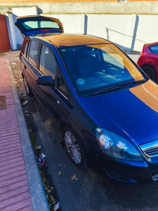 Opel Zafira 2011