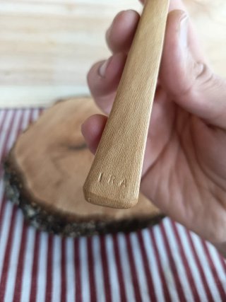 Paleta de la IRA en plátano de sombra