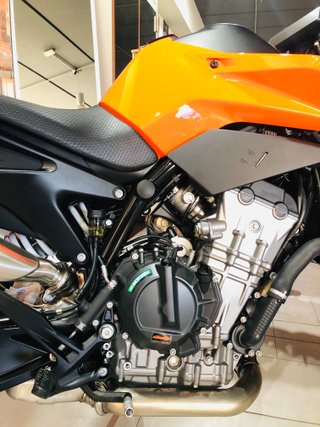 KTM 790 Duke 2026 Naranja