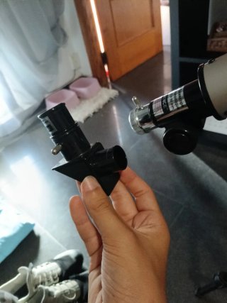 Telescopio Tele-Science con trípode