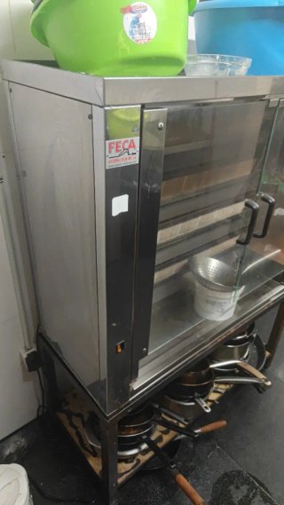 Asador de pollos profesional