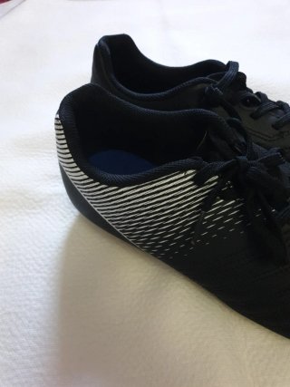 Zapatillas fútbol Kipsta Negras y Azules