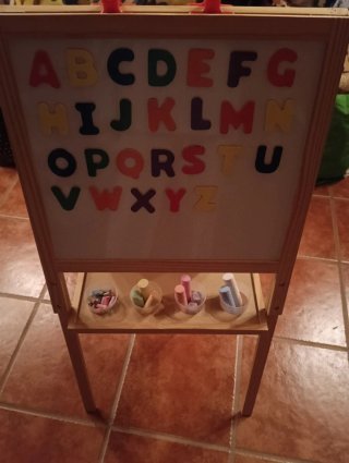 Pizarra de tiza y rotu infantil con letras