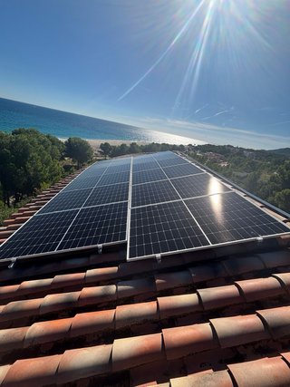 Ofrezco servicio como instalador de placas solares