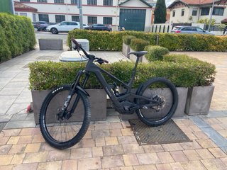 Canyon torque:on CF 8 Ebike
