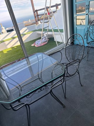 Mesa y 4 Sillas de Jardín Metálicas
