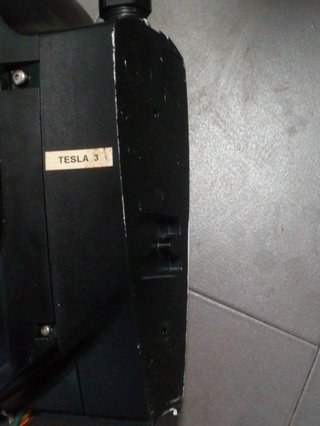 Cargador Tesla WALL CONNECTOR  ELÉCTRICO  Y HíBRID