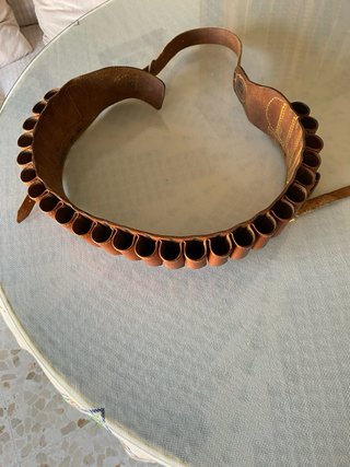 Canana de cuero para cinturón