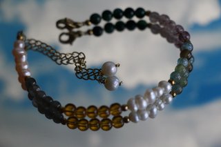 Pulsera de perlas naturales multicolor