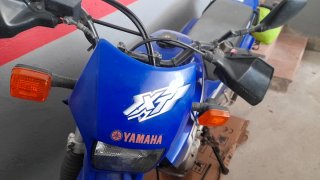 Yamaha XT 600E Azul