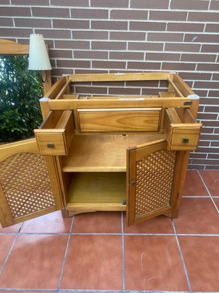 Mueble de baño y espejo