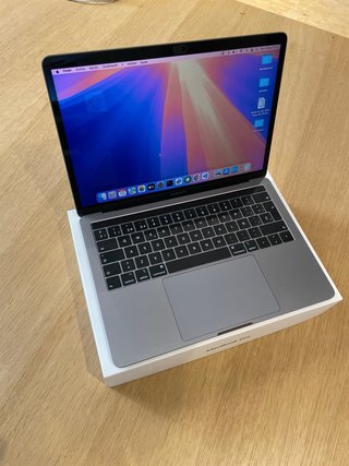 MacBook Pro 13” Gris Espacial