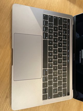 MacBook Pro 13” Gris Espacial