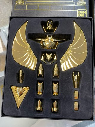 Saint Cloth Myth Oro Bandai