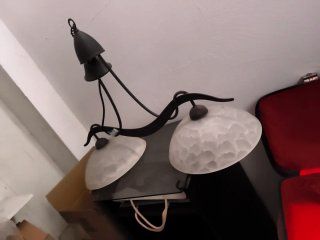 Lámpara de techo negra y blanca