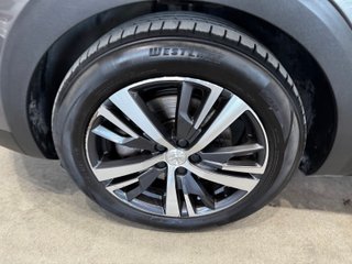 Peugeot 3008 1.6 PureTech Hybrid 225 Allure (2023)