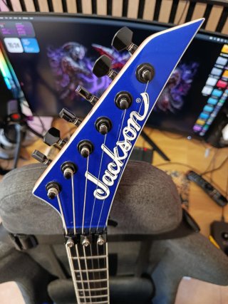 Guitarra Jackson Pro plus azul