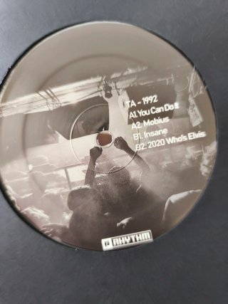 Lote XXL de 50 Vinilos Techno