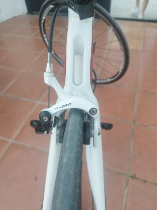 Bicicleta de carretera Guerciótti Cartesio carbono