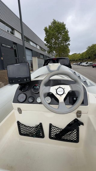 Semirrígida Avon 4m Motor 50cv 4T