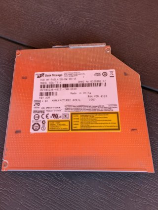 Lote tecnología: Auriculares, Fuente, etc.