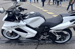Honda VFR800 Blanca Sportbike(Oferta esta semana)