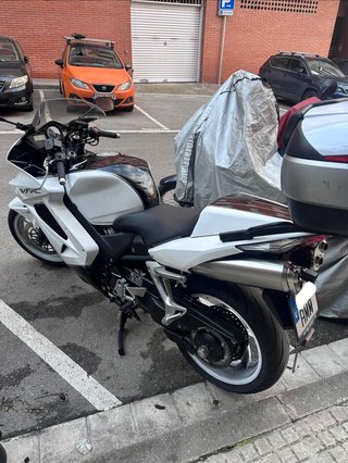 Honda VFR800 Blanca Sportbike(Oferta esta semana)