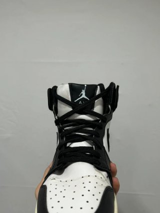 Air Jordan 1 Mid - Taglia 43