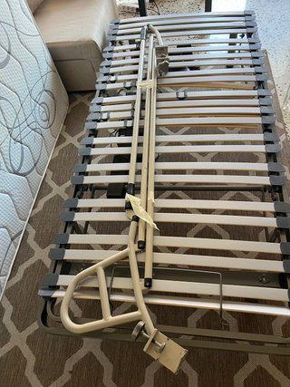 Cama articulada eléctrica geriátrica + barandilla