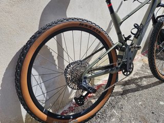 Bicicleta Berria Mako DC 8.1