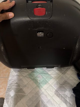 Baúl de moto Givi