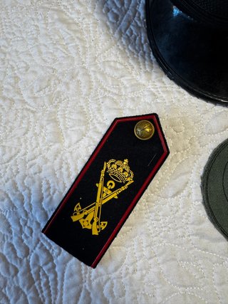 Gorra y insignias Infantería de Marina 87