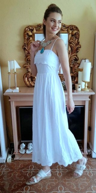 Vestido largo blanco estilo ibicenco
