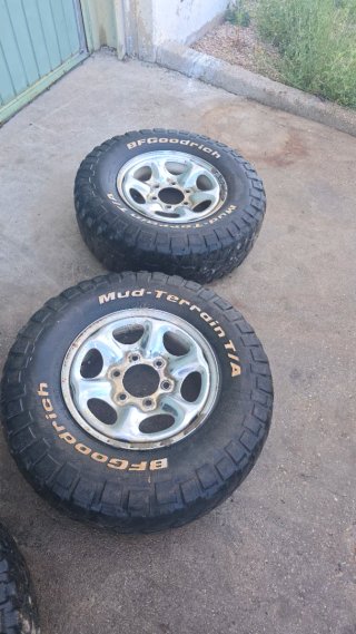 Llantas Cromadas Nissan Terrano I