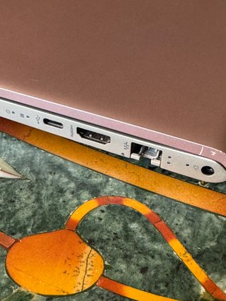 Portátil HP Pavilion 14-bf005ns i5 Rosa