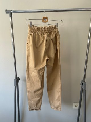 Pantalón Stradivarius Talla 36 Beige
