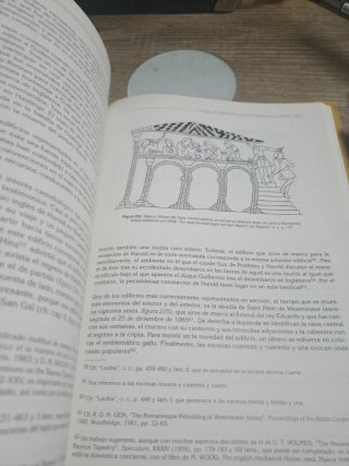 La Iconografía Arquitectónica En El Arte Cristi...