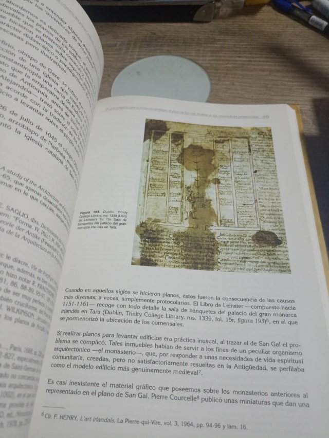 La Iconografía Arquitectónica En El Arte Cristi...