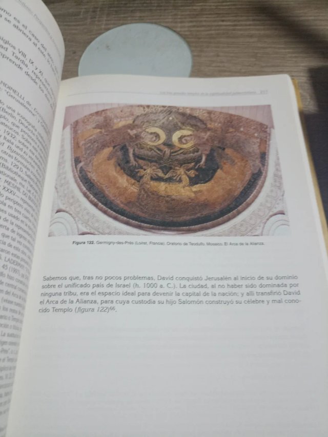 La Iconografía Arquitectónica En El Arte Cristi...