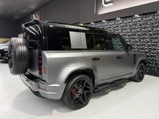 Land Rover Defender 2022