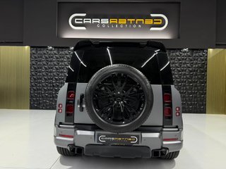 Land Rover Defender 2022
