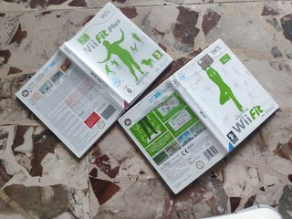 Wii Balance board + 2 giochi Wii Fit